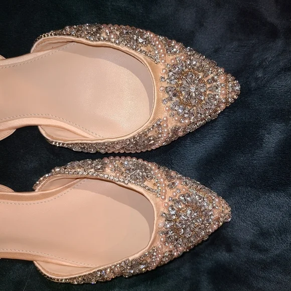 Blue by Betsey Johnson Women's Sb-Molly Pointed Toe Flat - Picture 7 of 11